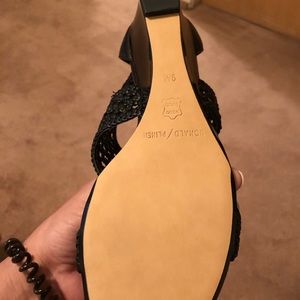 NEVER Worn Donald J Pliner wedges